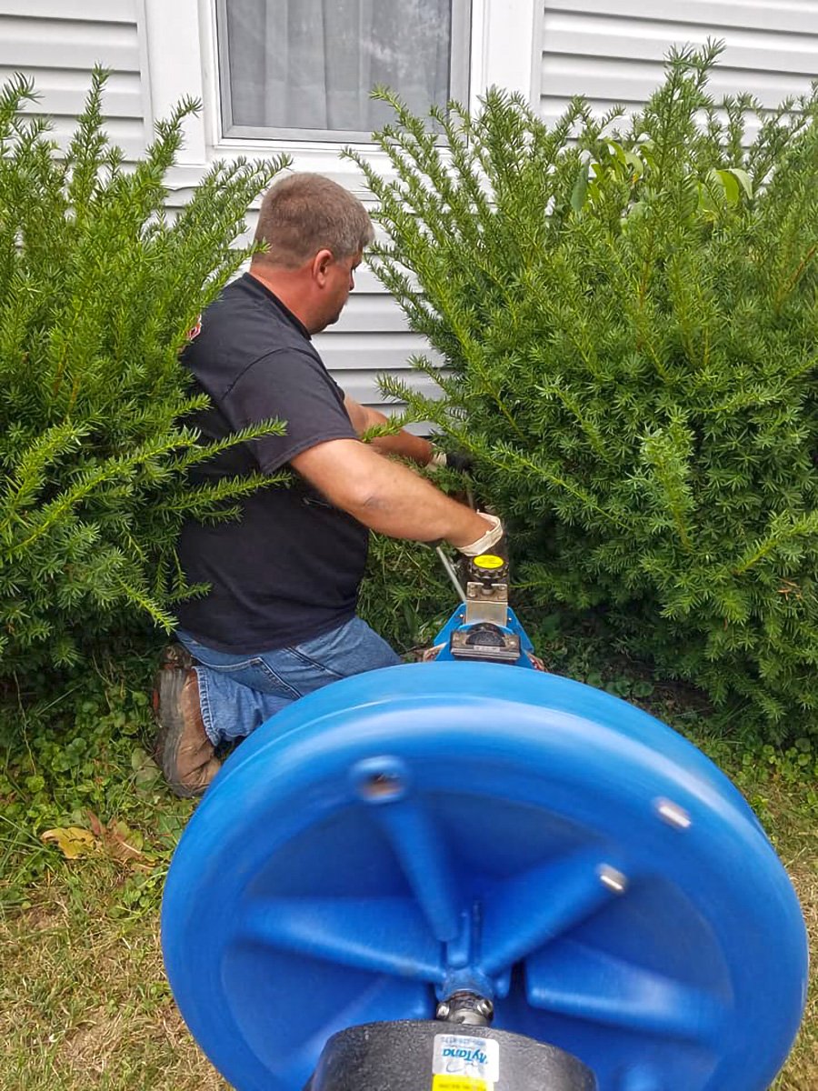 Exterior line cleaning